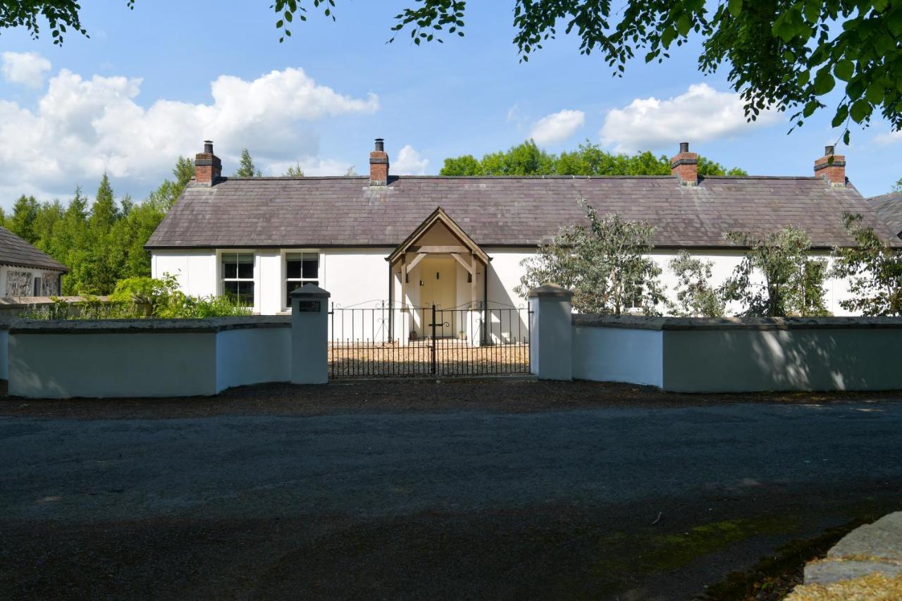 Luxury Croft Templepatrick Near Airport Rabbit And Hilton Hotel Bagian luar foto
